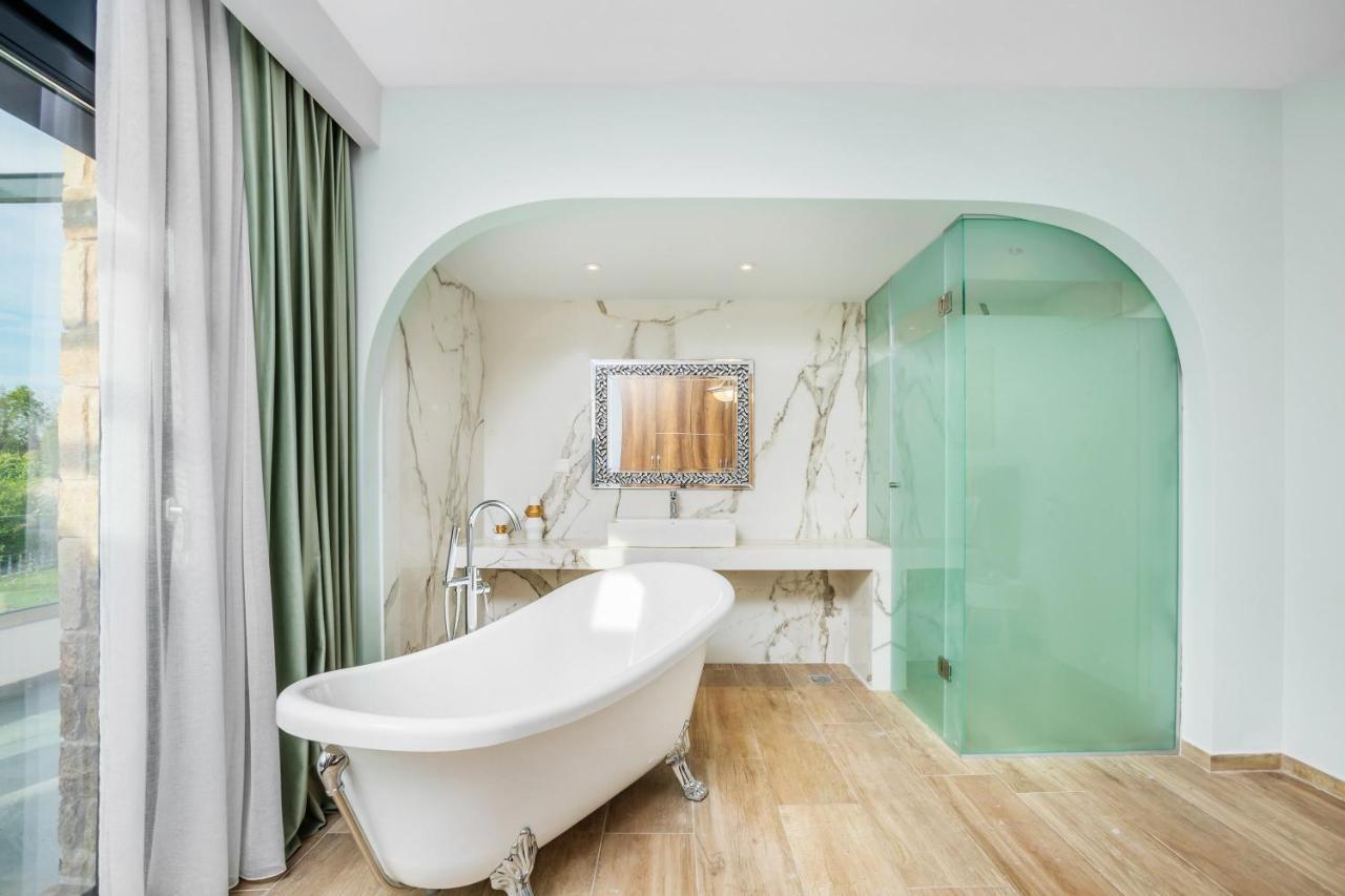 Epta Villas Luxury Redefined Agia Paraskevi  Bagian luar foto